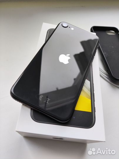 iPhone SE (2020), 128 ГБ