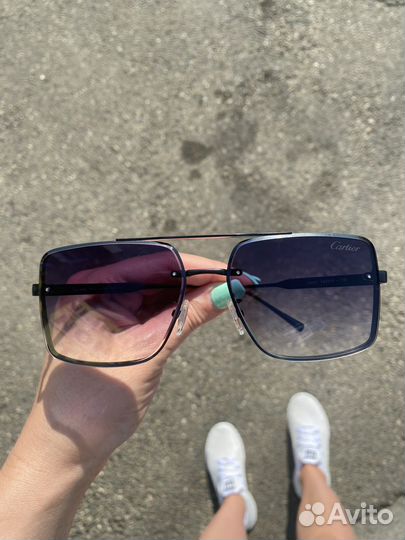 Солнцезащитные очки Cartier
