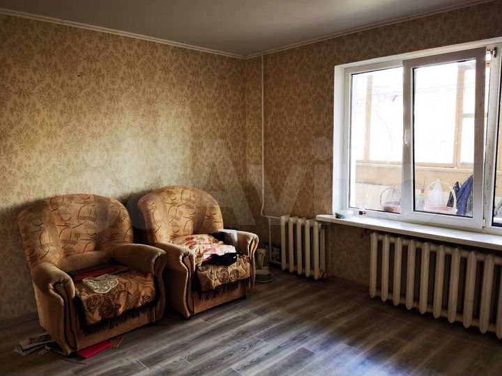 3-к. квартира, 65 м², 1/3 эт.