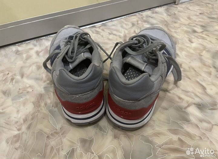 Кроссовки adidas Run80s 42р
