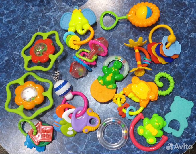 Игрушки для малыша