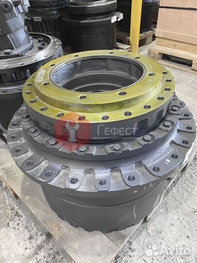 Редуктор хода Komatsu PC400-6Z