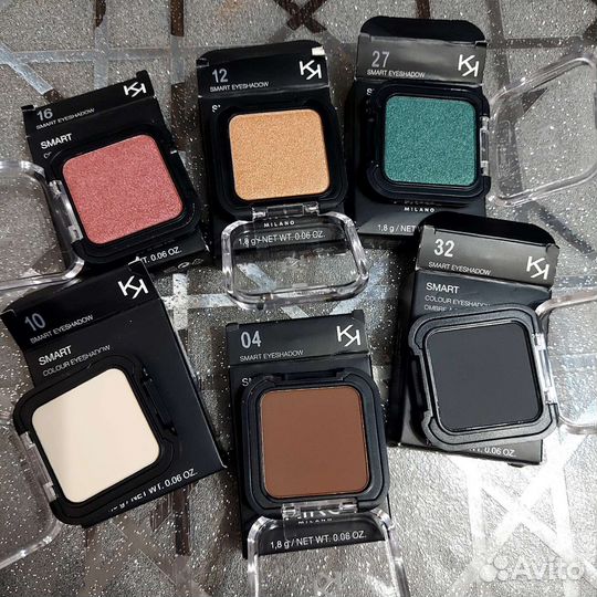 Kiko smart colour eyeshadowтени насыщенного цвета