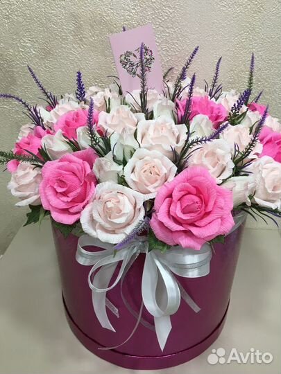 Подарок на юбилей. Букет роз в коробке