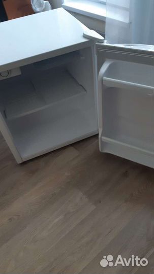 Холодильник офисный