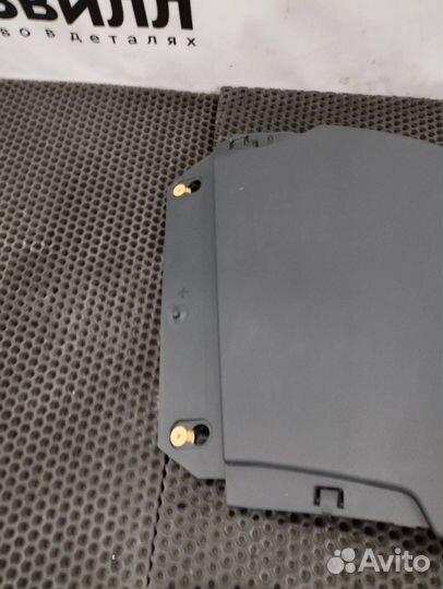 Накладка капота Volvo FH5 84222761