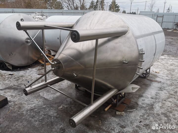 Цилиндро-конический танк цкт 2000 литров