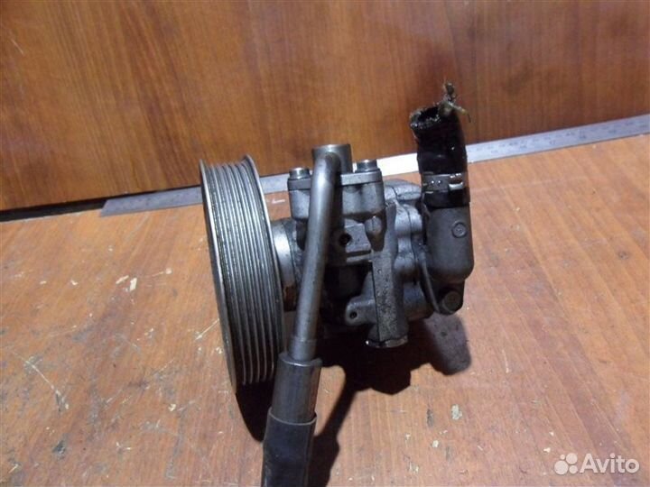 Насос гидроусилителя руля Audi A4 B8 8K2 cdha 1.8