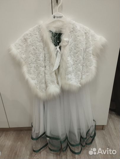 Платье праздничное на девочку