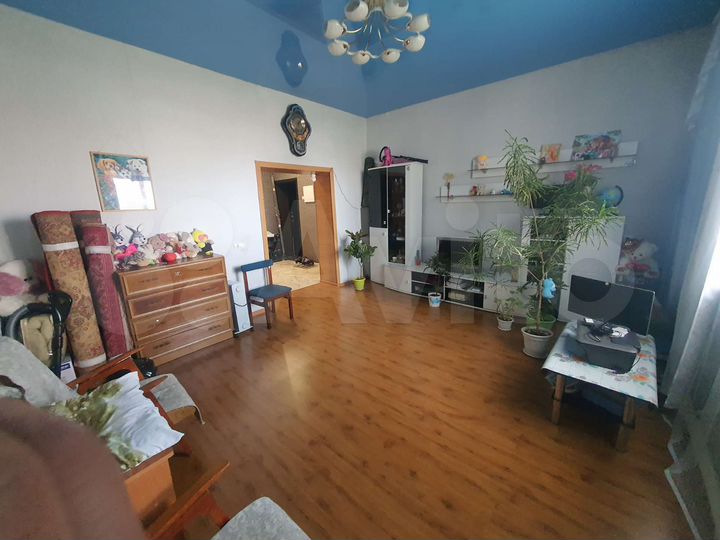 3-к. квартира, 72 м², 1/2 эт.