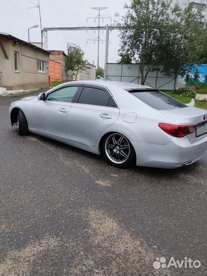 Toyota Mark X, 2009