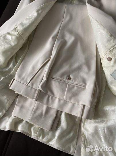 Мужской костюм