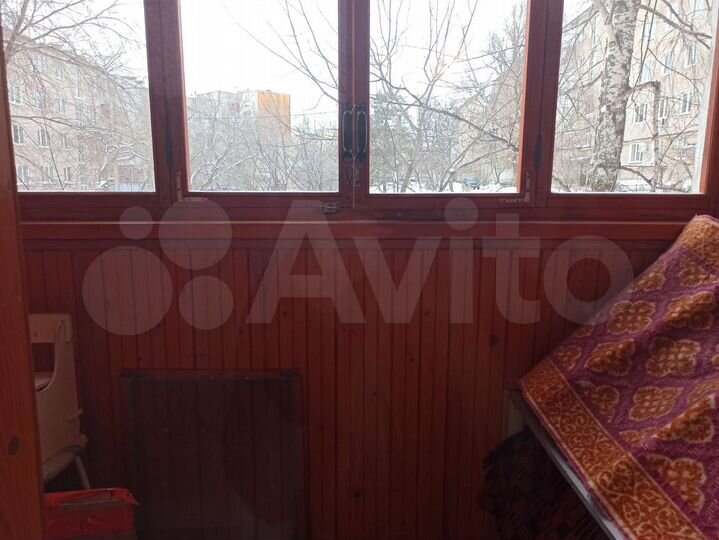 2-к. квартира, 48 м², 1/9 эт.