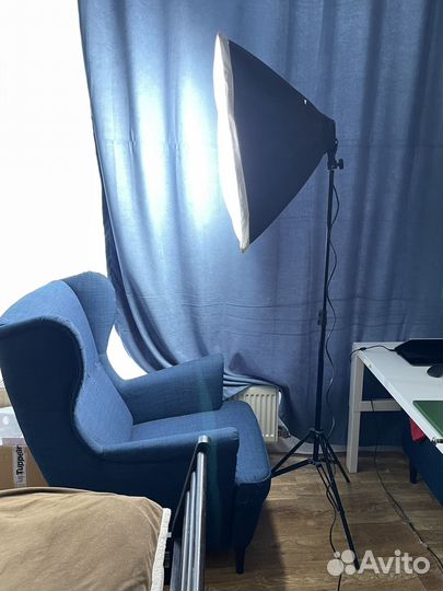 Софтбокс +штатив+ 4 лампы бу