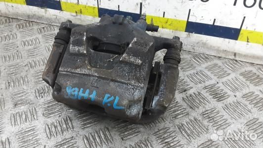 Суппорт тормозной передний левый chevrolet trax (9