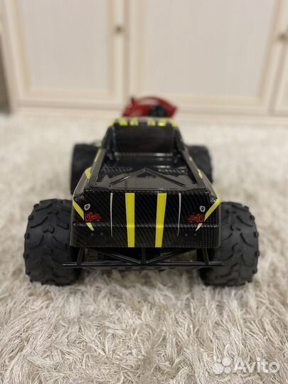 Радиоуправляемая машинка QY Toys Monster Truck