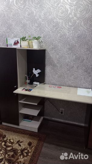 Письменный стол