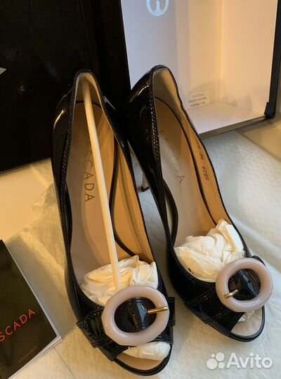 Винтажные туфли-лодочки Escada р.36 новые