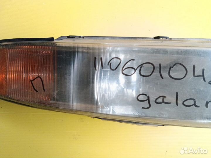 Mitsubishi Galant 8 EA Фара правая