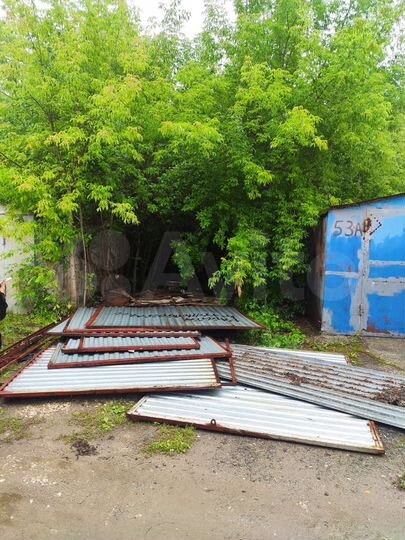 Машиноместо, > 30 м²