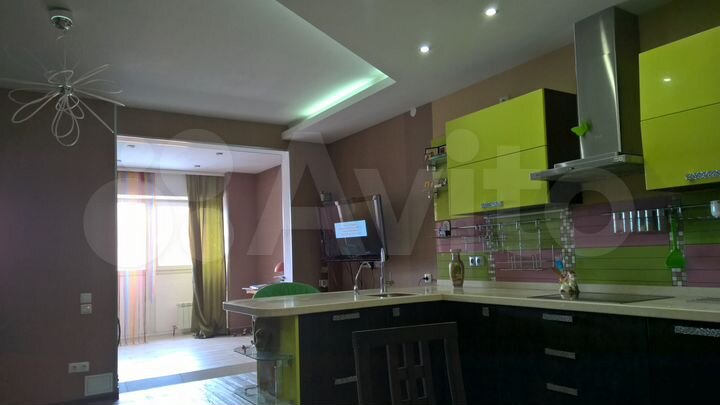 3-к. квартира, 153 м², 3/14 эт.