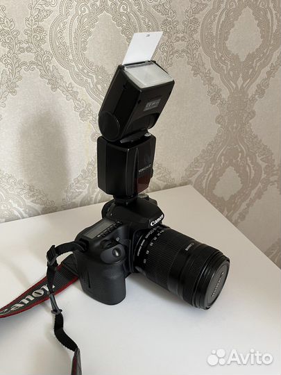 Зеркальный фотоаппарат Canon EOS 40D