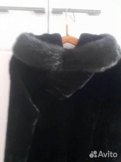 Шуба мутоновая с капюшоном 46 48 размер
