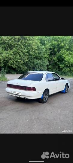 Toyota Camry 1.8 AT, 1993, битый, 270 000 км