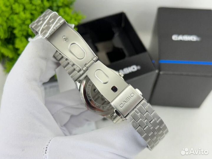 Наручные часы Casio MTP-b145d-2a1 Tiffany