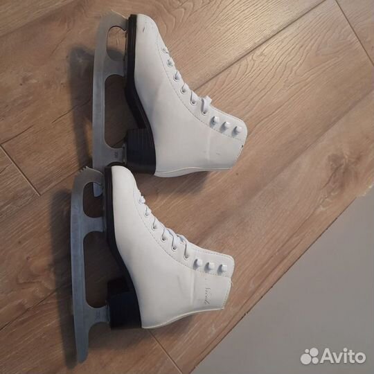 Коньки фигурные