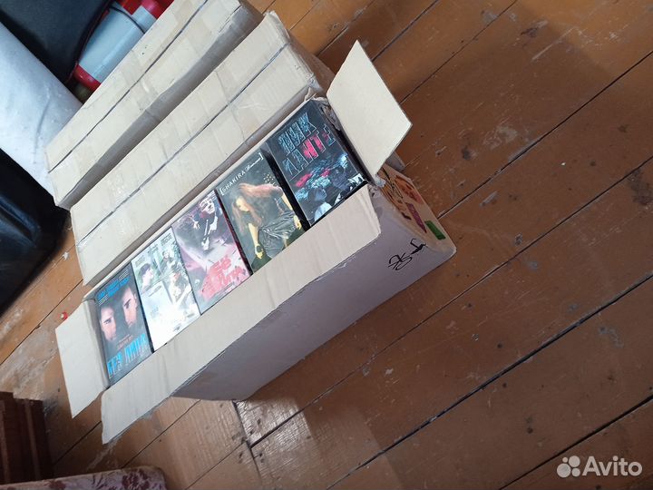 Видеокассеты 130 шт