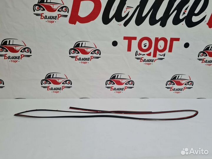 Молдинг лобового стекла Lexus RX270/350/450H GGL1