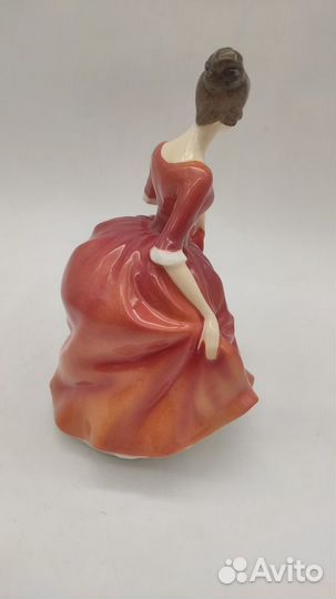 Статуэтка Фигурка Royal Doulton winter welcome вы