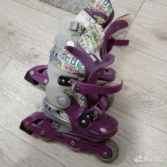 Роликовые коньки