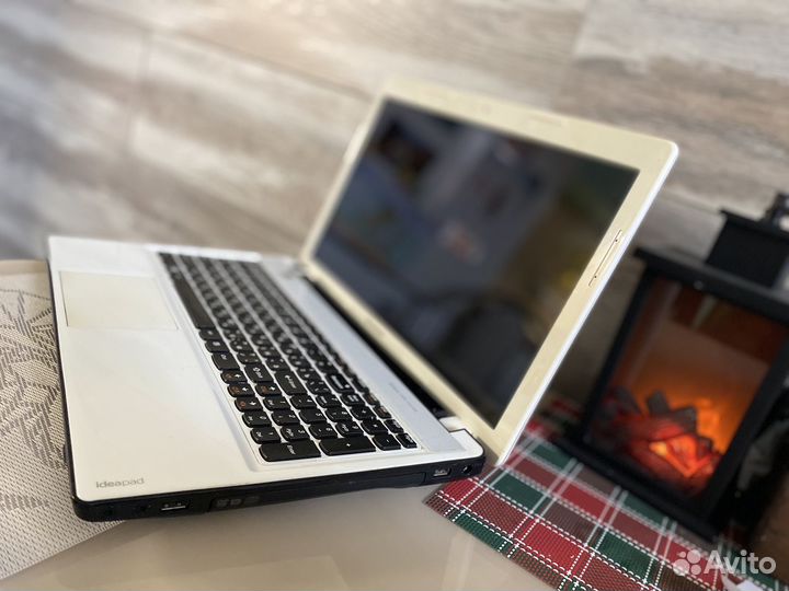 Ноутбук lenovo