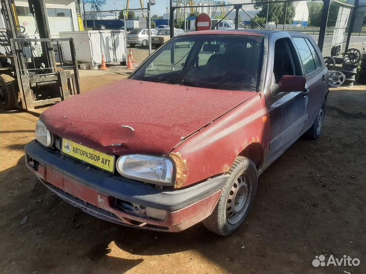 Рычаг нижний левый Volkswagen golf 3 1.8 аам