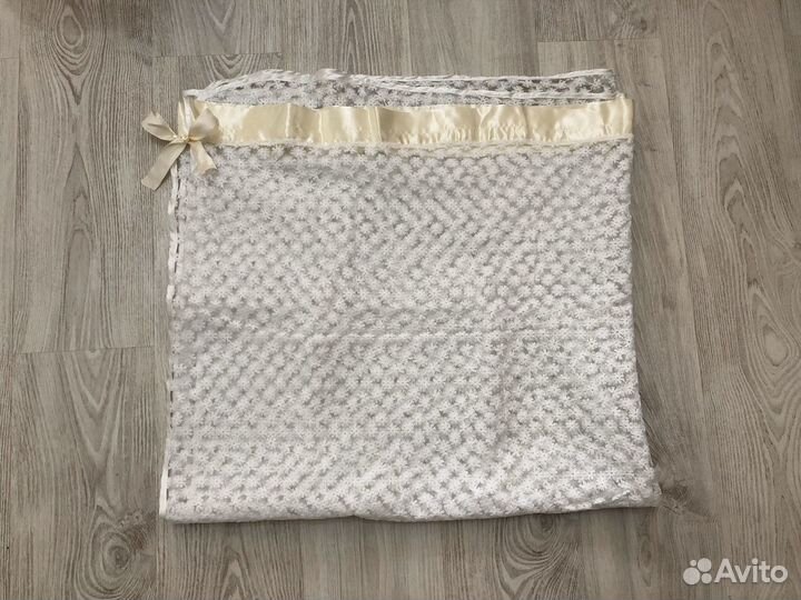 Бортики в кроватку