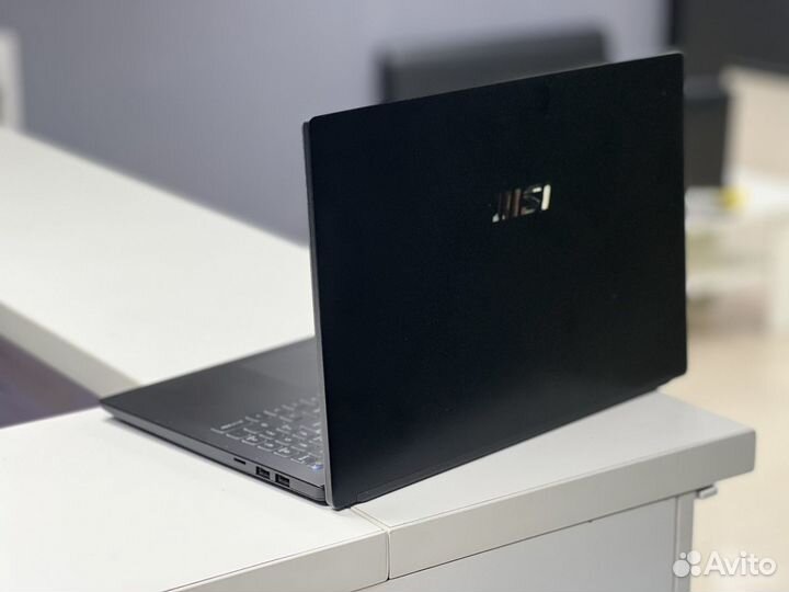 Мощный ноутбук MSI/Corе i3-1115G4/SSD Nvme