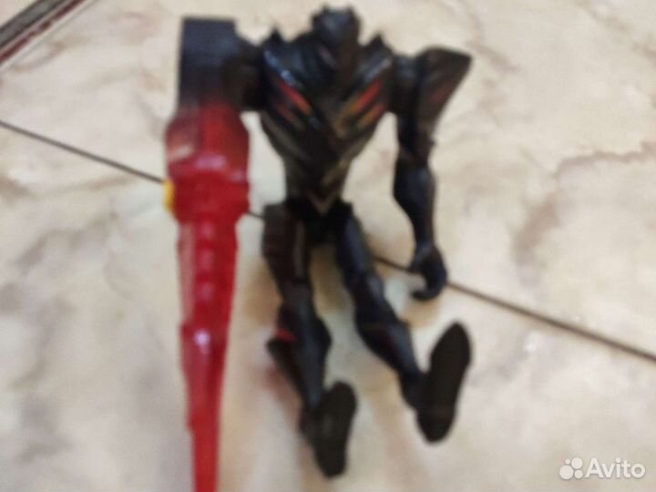 Игрушка робот