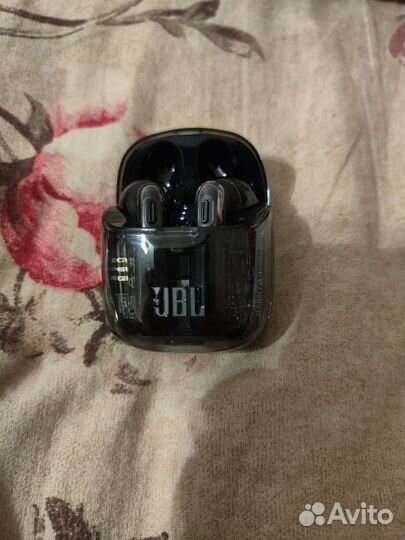 JBL tune 225