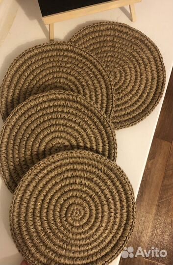 Салфетки сервировочные из джута ручной работы