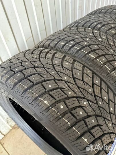 Triangle IcelynX TI501 235/55 R19 105T