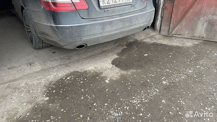 Бампер на 212 mercedes