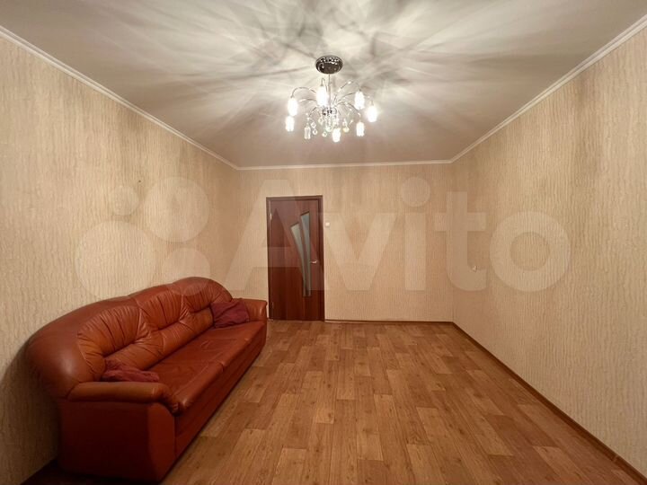 3-к. квартира, 60 м², 2/5 эт.