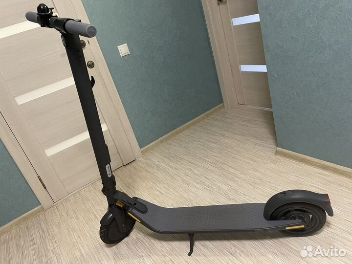 Электросамокат Ninebot KickScooter e25