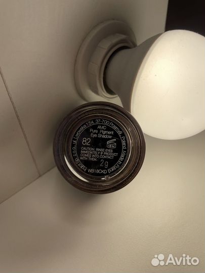 Пигмент inglot 82, пудра Ив Роше