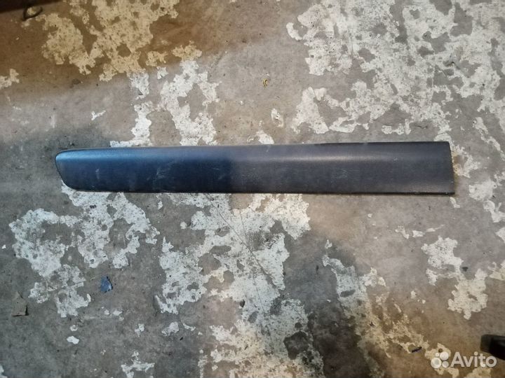 Молдинг заднего крыла Фольксваген Поло 2005 год