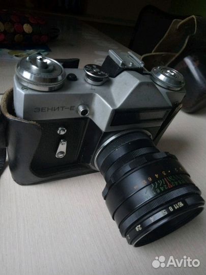 Объектив Гелиос 44-2 и фотоаппарат Зенит Е