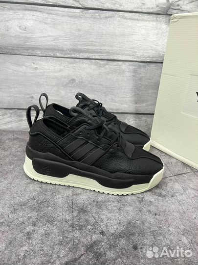 Новый Кроссовки Adidas Y3
