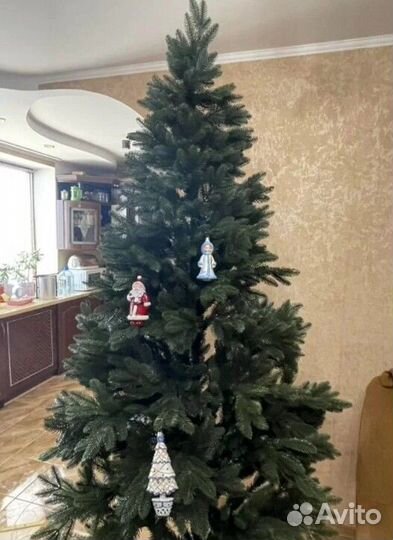 Искусственная елка новогодняя 210 см
